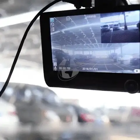Cámara para carro grabando